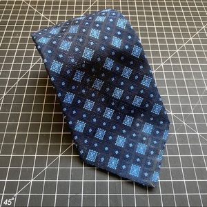 Vintage Tie